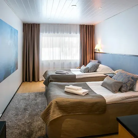 Gustavelund 3* טוסולה